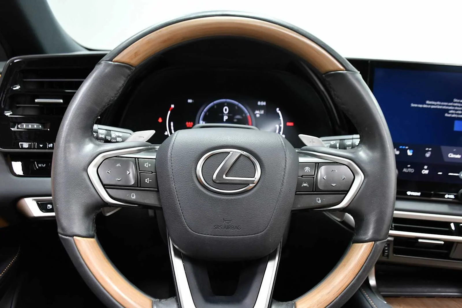Certified Used 2024 EMINENT WHITE PEARL Lexus Premium Plus image 17