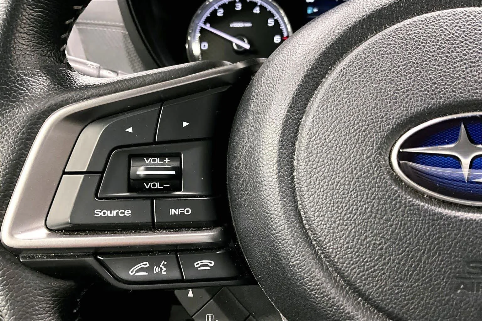 Used 2020 Jasper Green Metallic Subaru Touring image 23