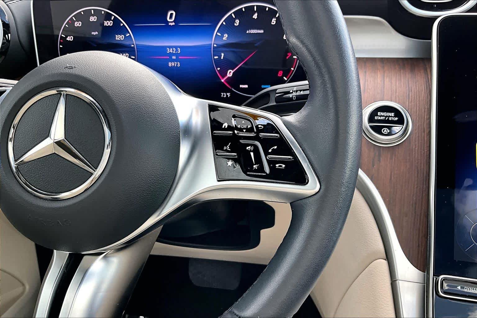 Used 2025 Black Mercedes-Benz GLC 300 image 22