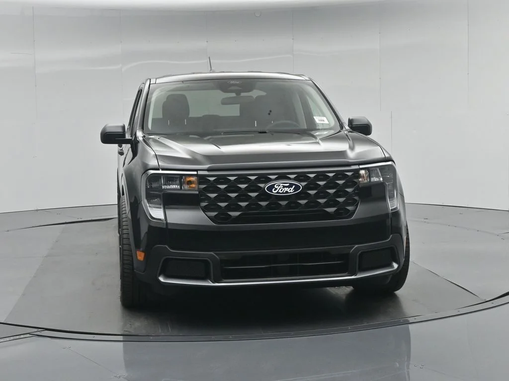 New 2026 Shadow Black Ford XLT image 26