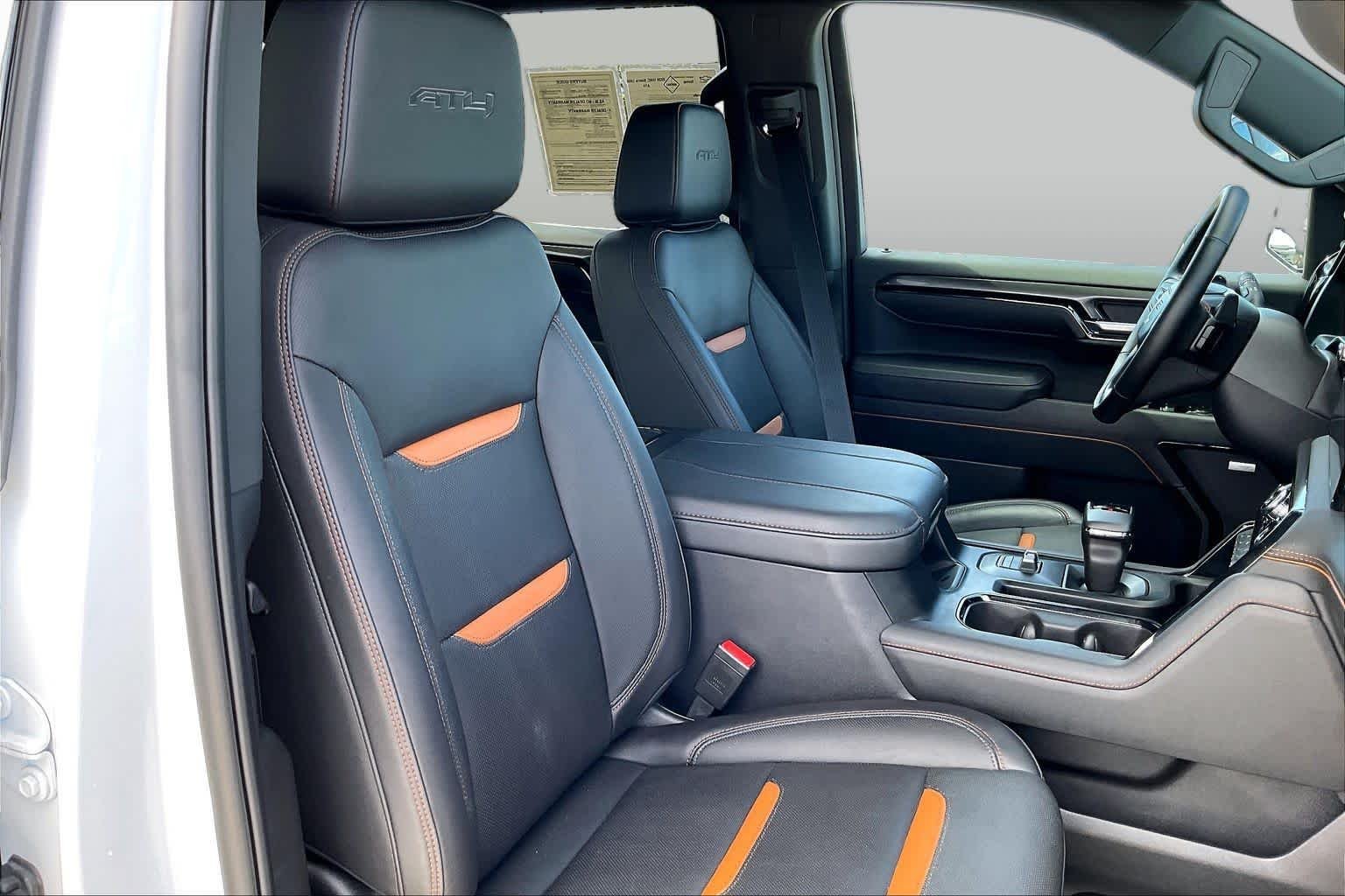 Used 2026 Summit White GMC AT4 image 9