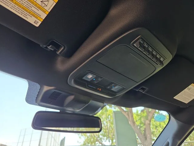 Used 2023 White Ford Tremor image 18