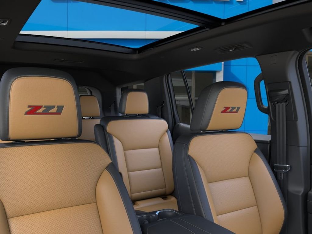 2027 Chevrolet Traverse Z71 - Photo 24