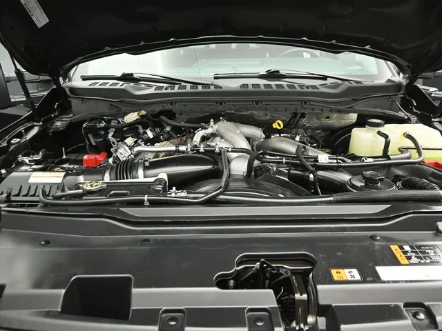 Used 2024 Agate Black Metallic Ford Lariat image 29