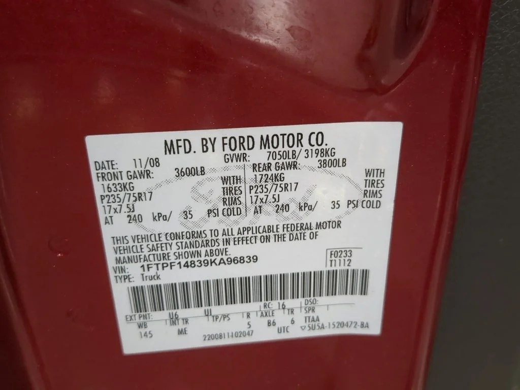 Used 2009 Red Ford  image 12
