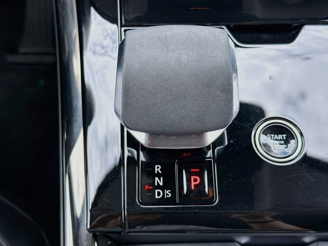 Used 2024 Firenze Red Metallic Land Rover SE image 30