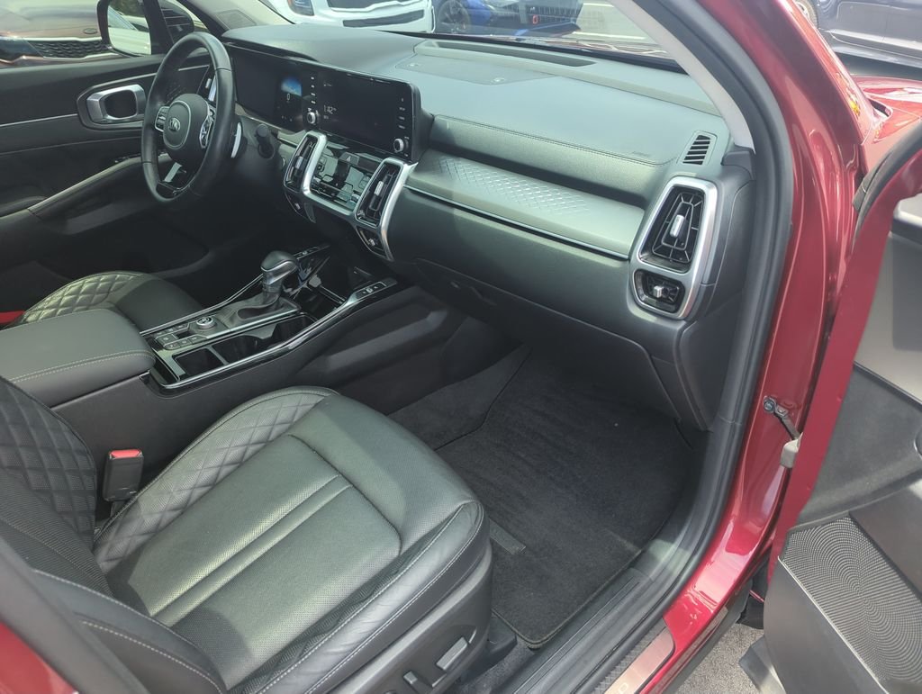 Used 2021 Red Kia SX-Prestige image 38