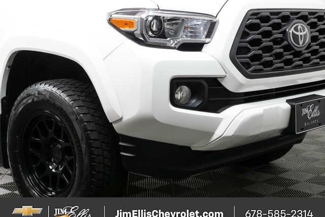 Used 2022 White Toyota TRD Sport image 32