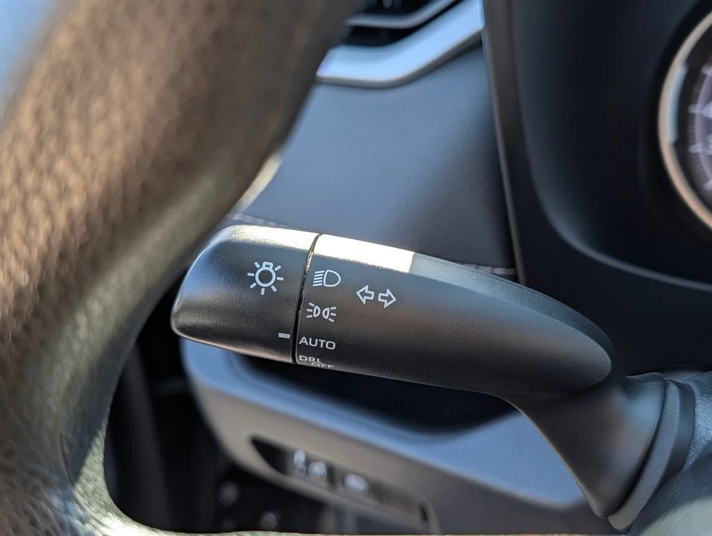 2024 Toyota RAV4 XLE - Photo 30