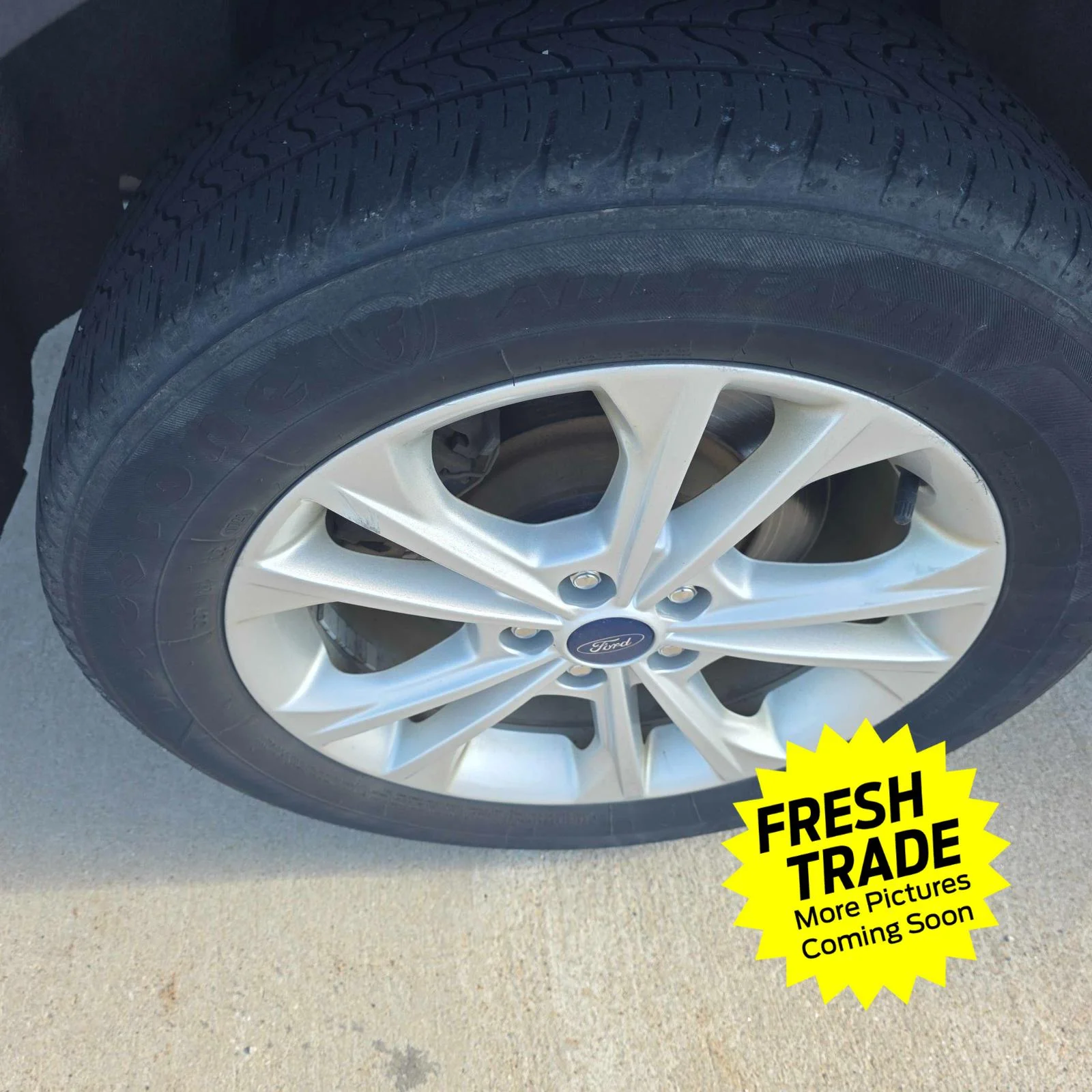 Used 2017 Ingot Silver Ford SE image 10
