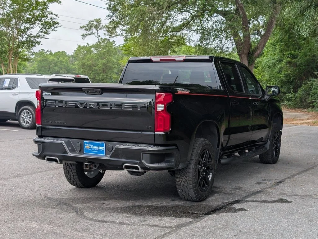 Used 2025 Black Chevrolet LT Trail Boss image 5