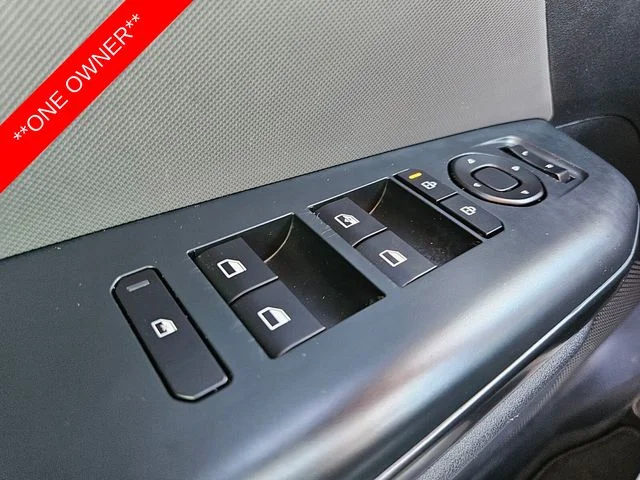 Used 2025 Blue Kia LXS image 30