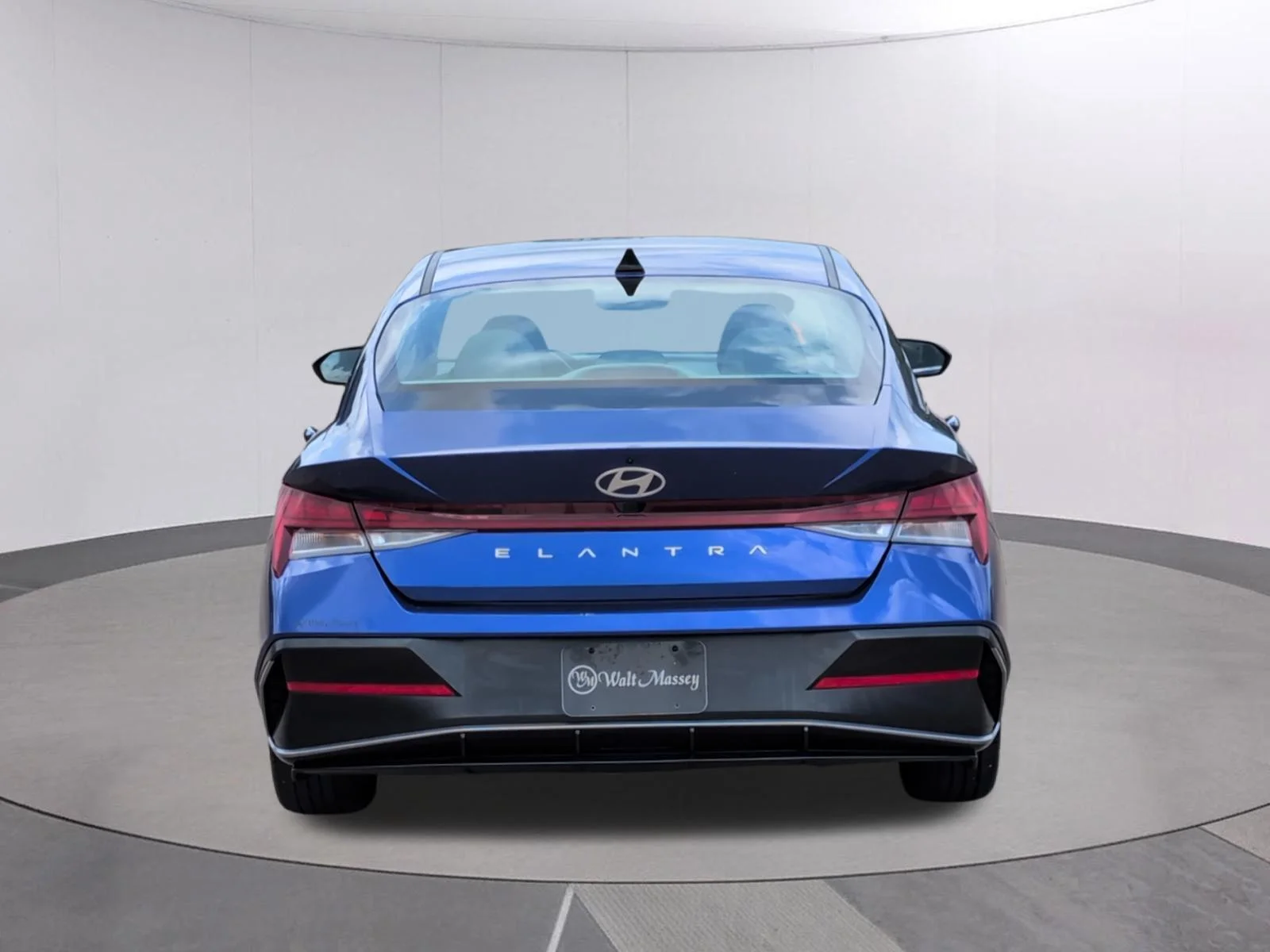 Used 2025 Intense Blue Hyundai SEL Convenience image 4