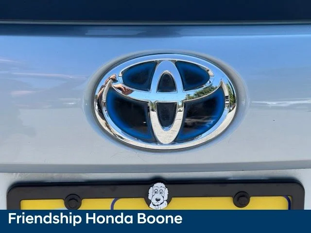 Used 2012 Blue Toyota Two image 11