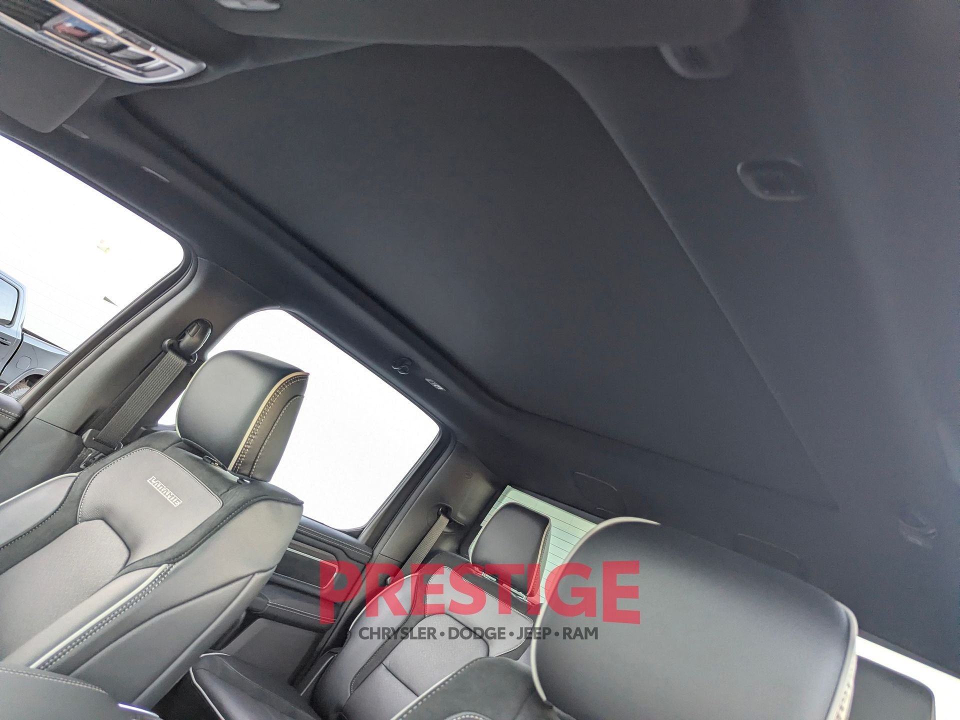 New 2026 Molten Red Pearl-Coat Exterior Paint RAM Laramie image 25