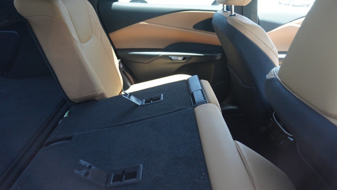 Used 2025 Silver Lexus RX 350 image 12