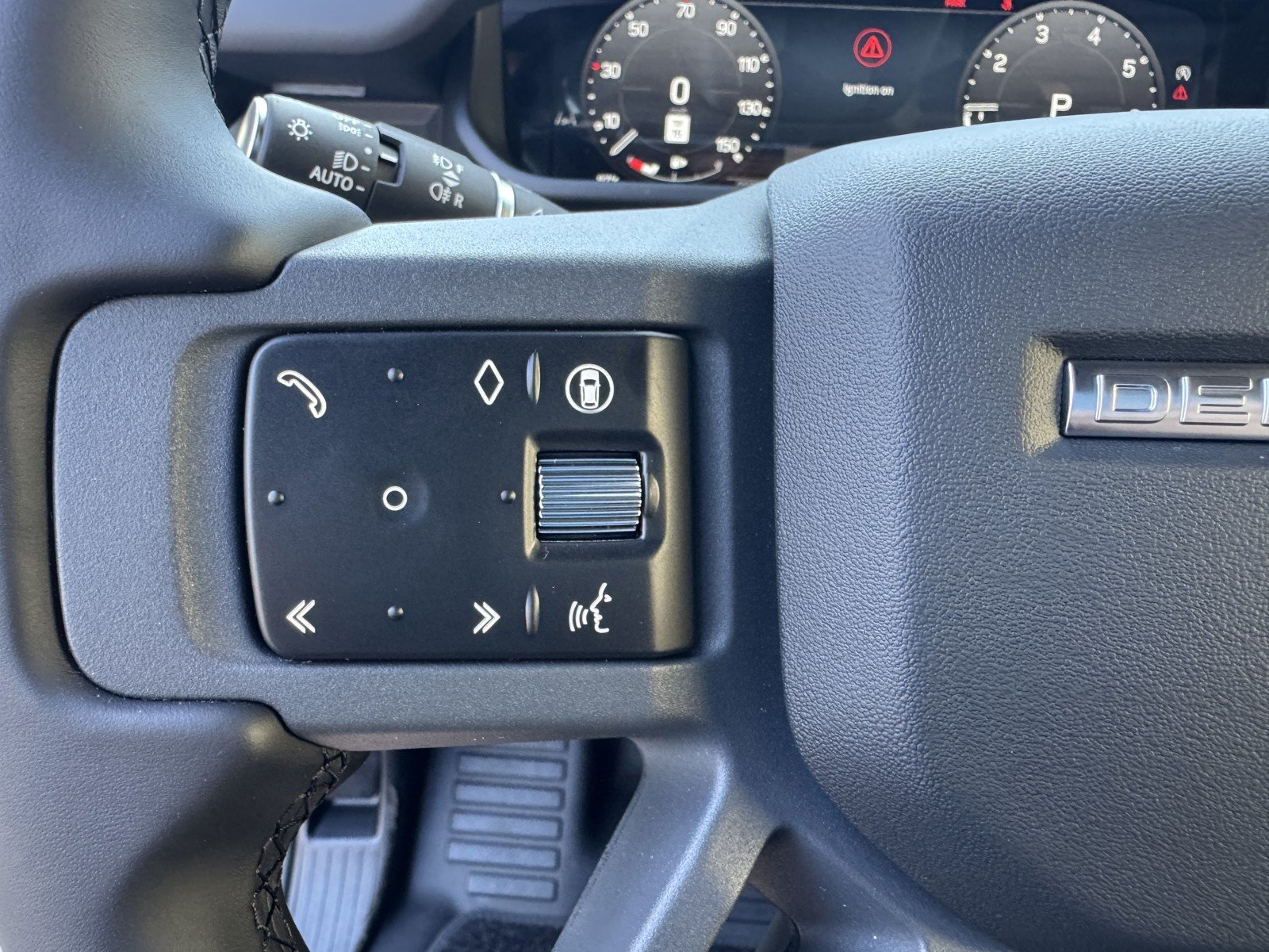 New 2026 Borasco Grey Land Rover X-Dynamic SE image 23
