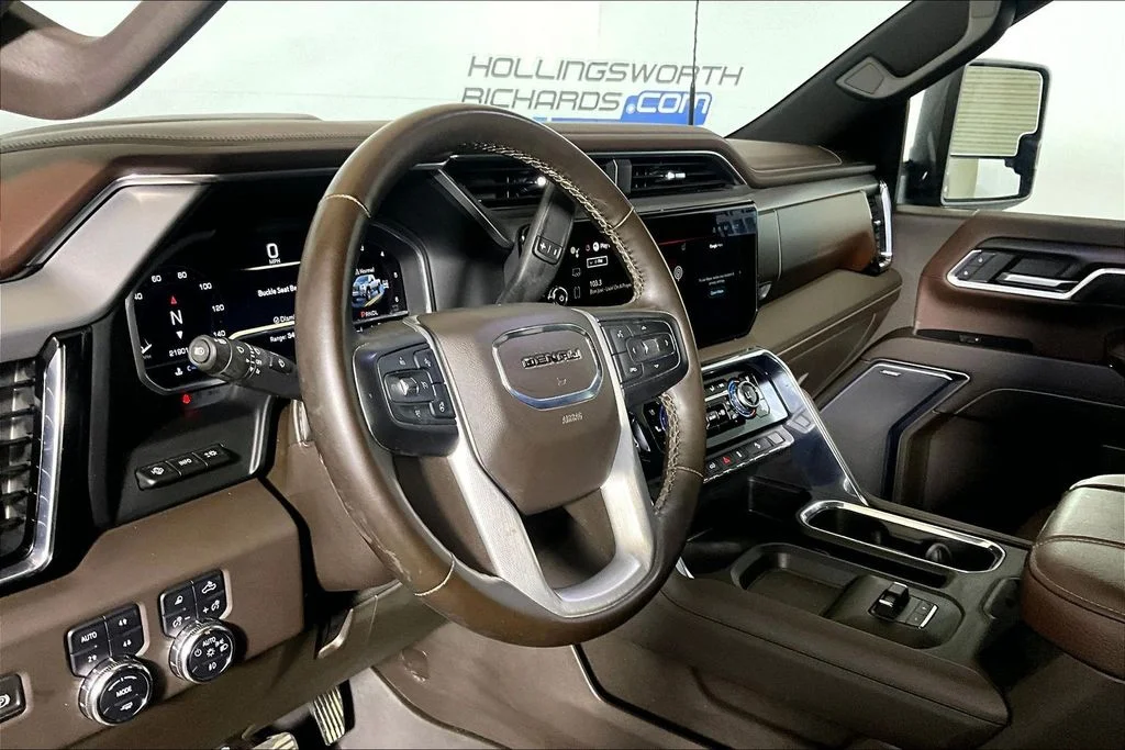 Used 2024 Redwood Metallic GMC Denali image 10