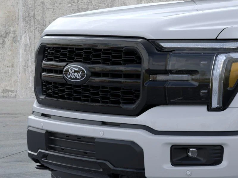 New 2026 Oxford White Ford Lariat® image 17