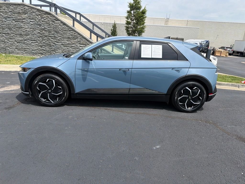 Used 2022 Blue Hyundai SEL image 4