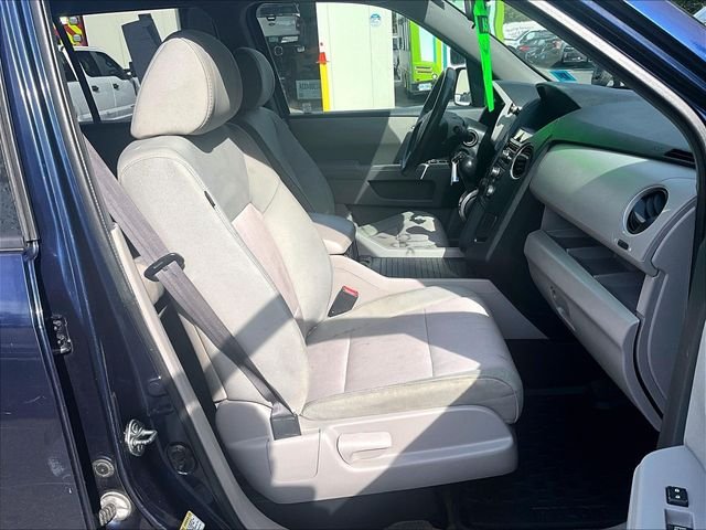 Used 2014 Blue Honda EX image 7