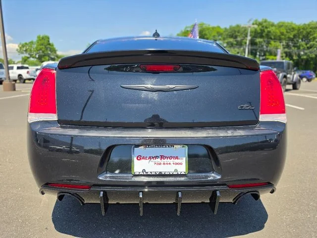 2015 Chrysler 300 Limited - Photo 6