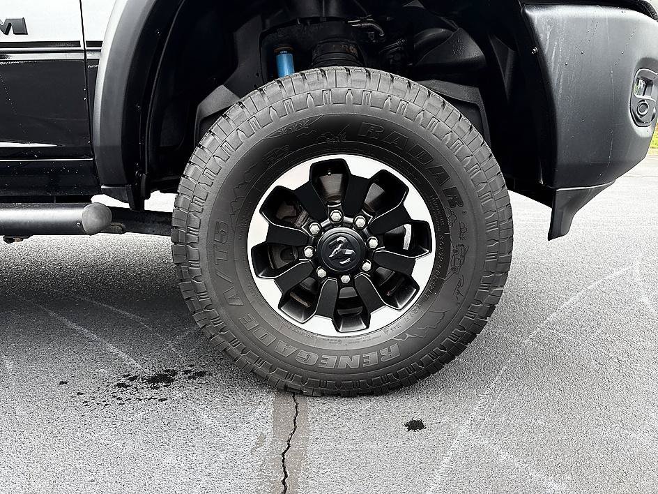 Used 2019 Billet Silver Metallic Clearcoat Ram Power Wagon image 8