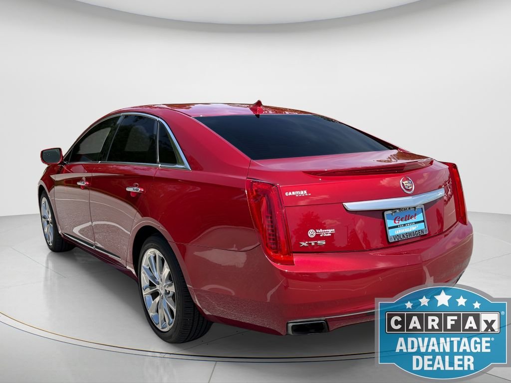 Used 2014 Red Cadillac Luxury image 8