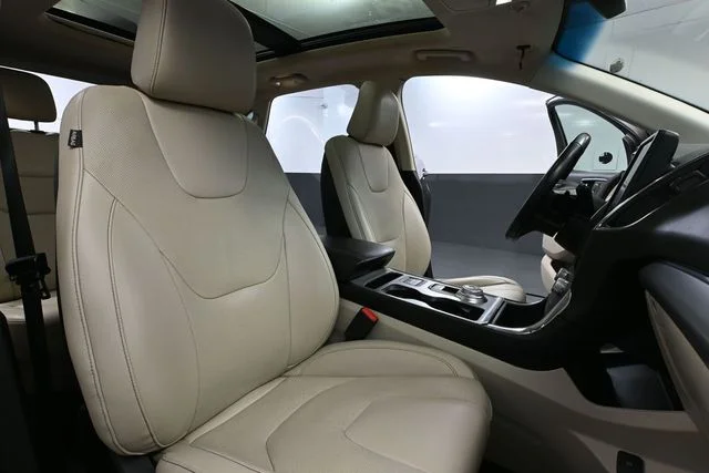 2021 Ford Edge Titanium - Photo 47