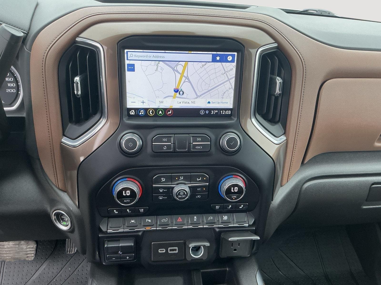 Used 2022 Iridescent Pearl Tricoat Chevrolet High Country image 15