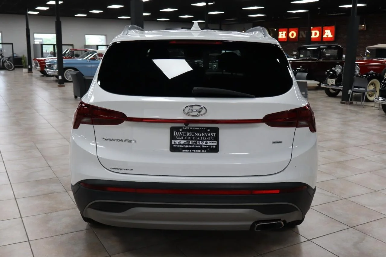 Used 2023 Serenity White Pearl Hyundai SEL image 5