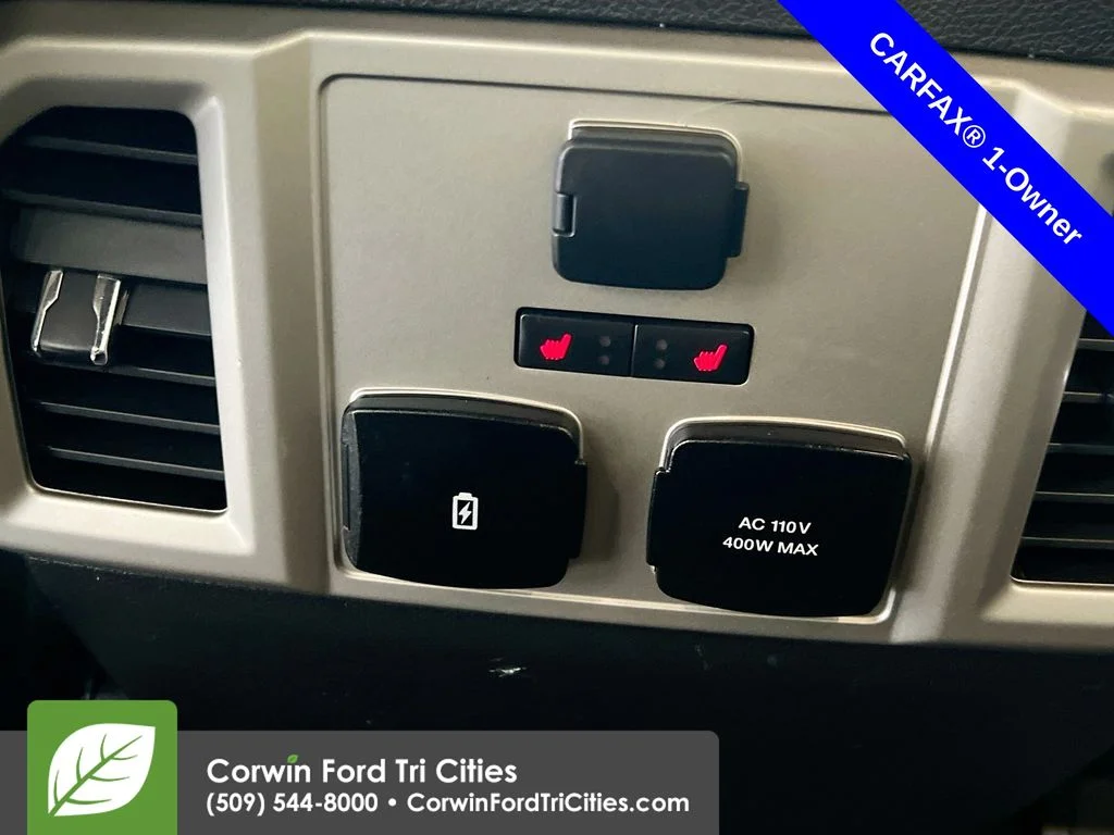 Used 2020 Agate Black Metallic Ford Lariat image 29