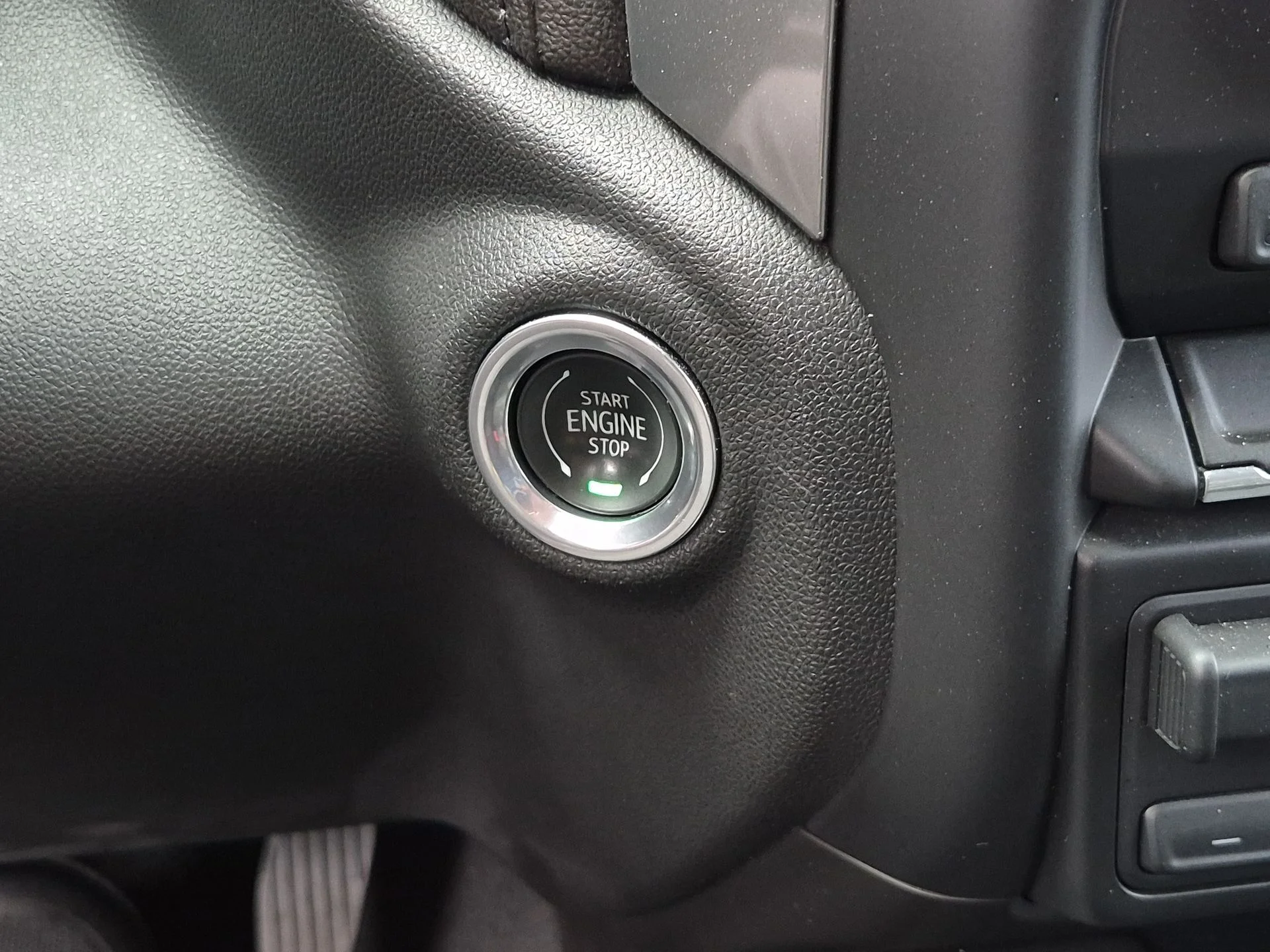 Used 2019 Gray Chevrolet LTZ image 17