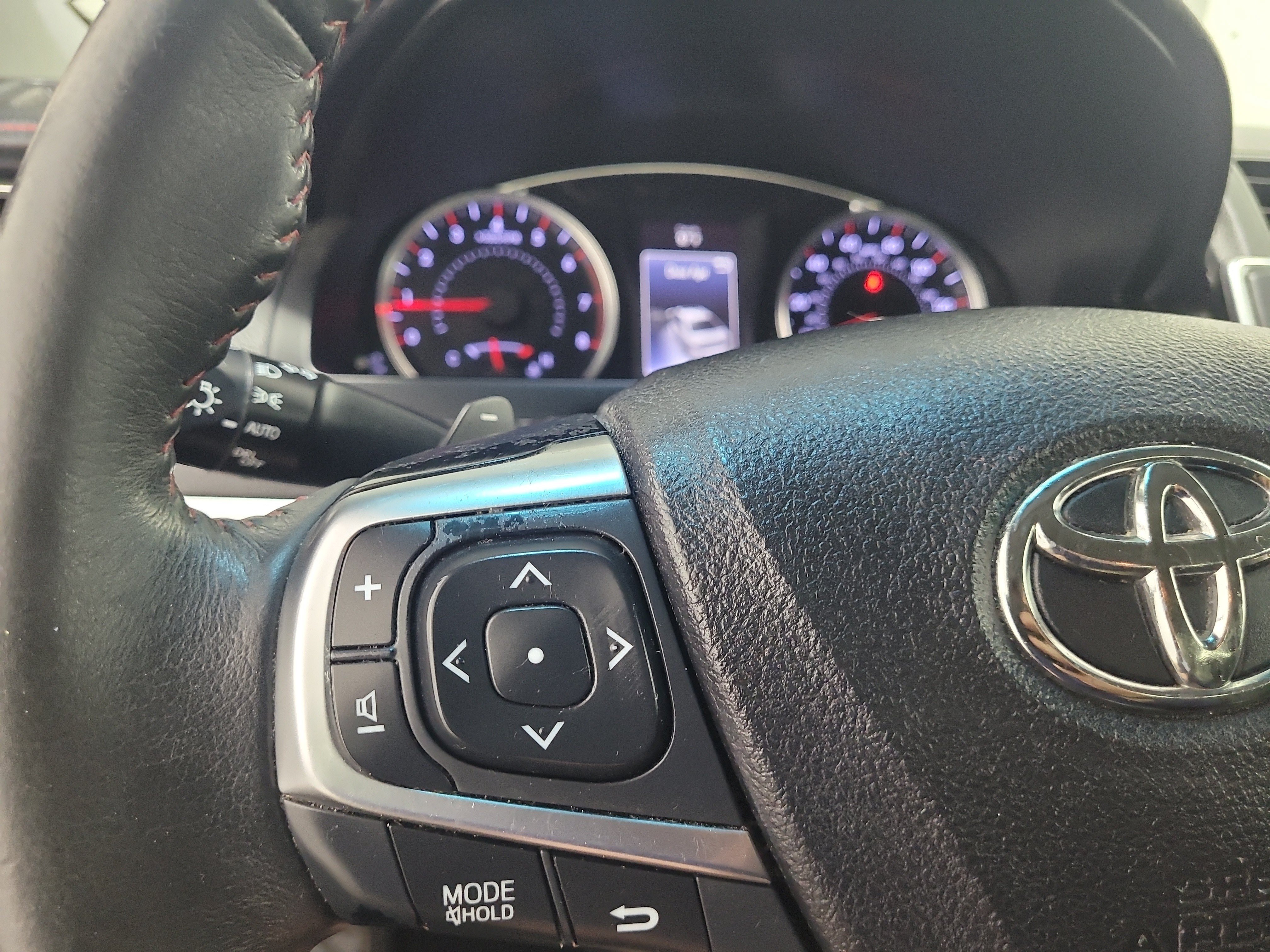 Used 2017 Cosmic Gray Mica Toyota SE image 27