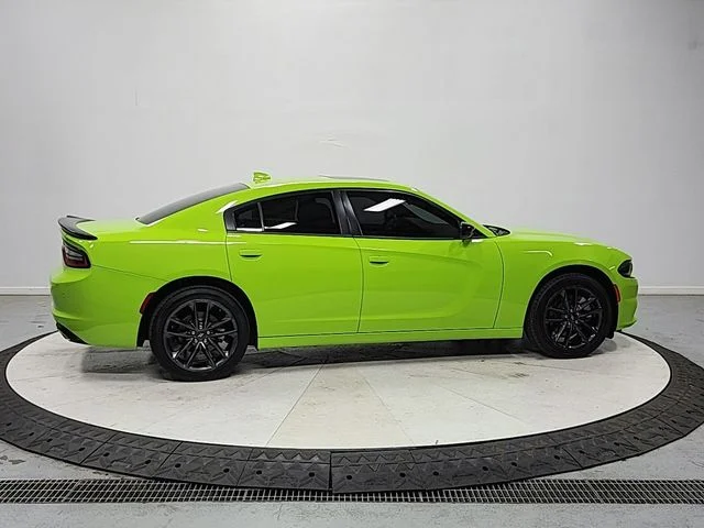 Used 2023 Green Dodge SXT image 8