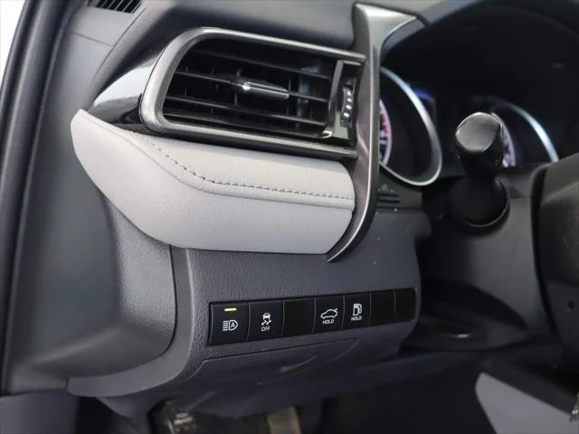 2024 Toyota Camry LE - Photo 13