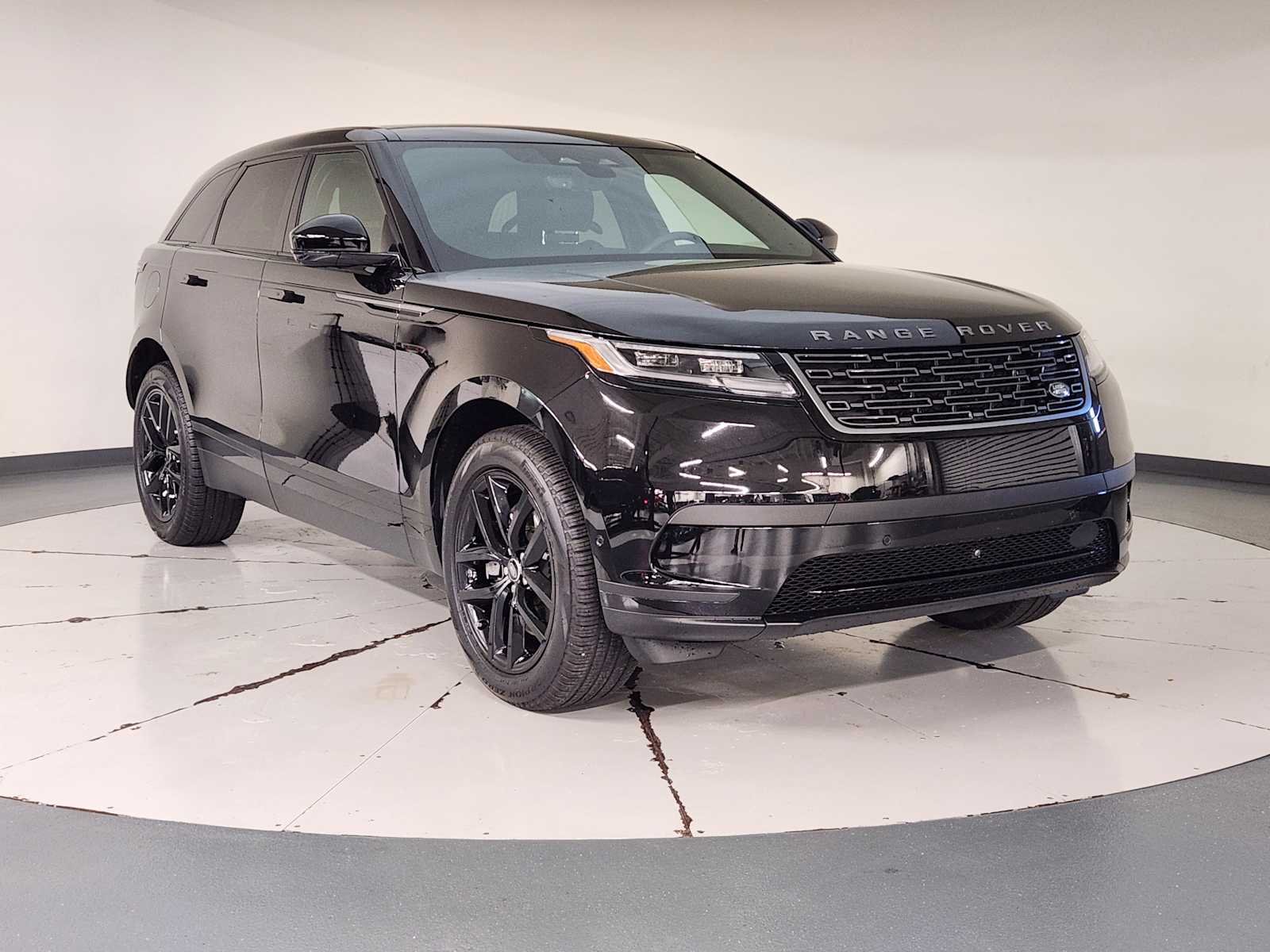 Certified Used 2026 Santorini Black Metallic Land Rover S image 7