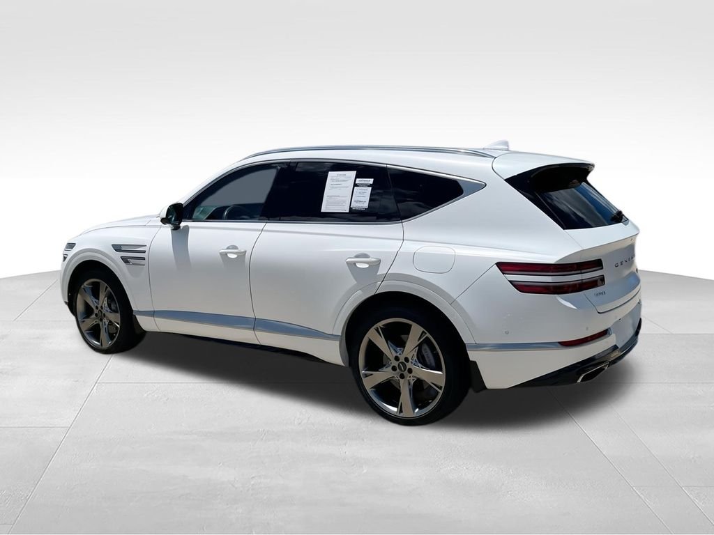 Used 2024 White Genesis 3.5T Advanced image 6