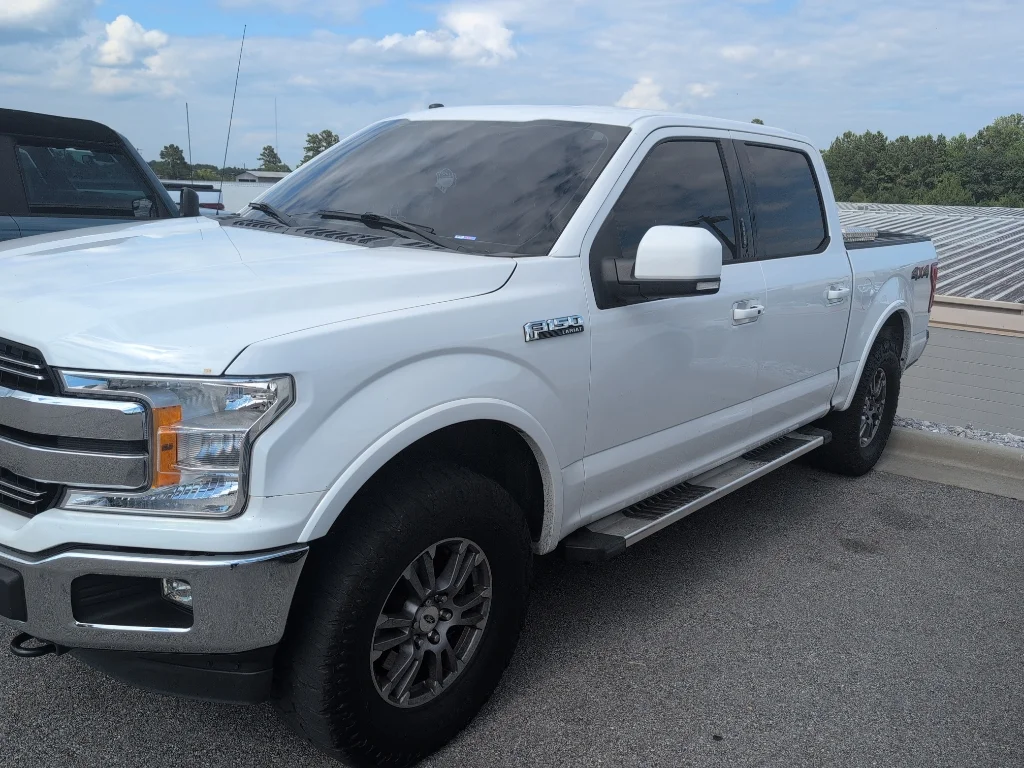 Used 2018 Oxford White Ford LARIAT image 3