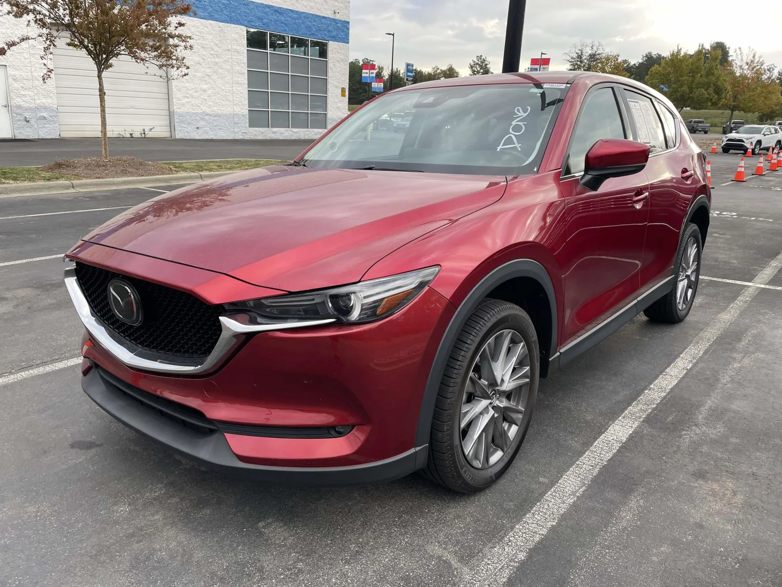 Used 2021  Mazda Grand Touring image 3