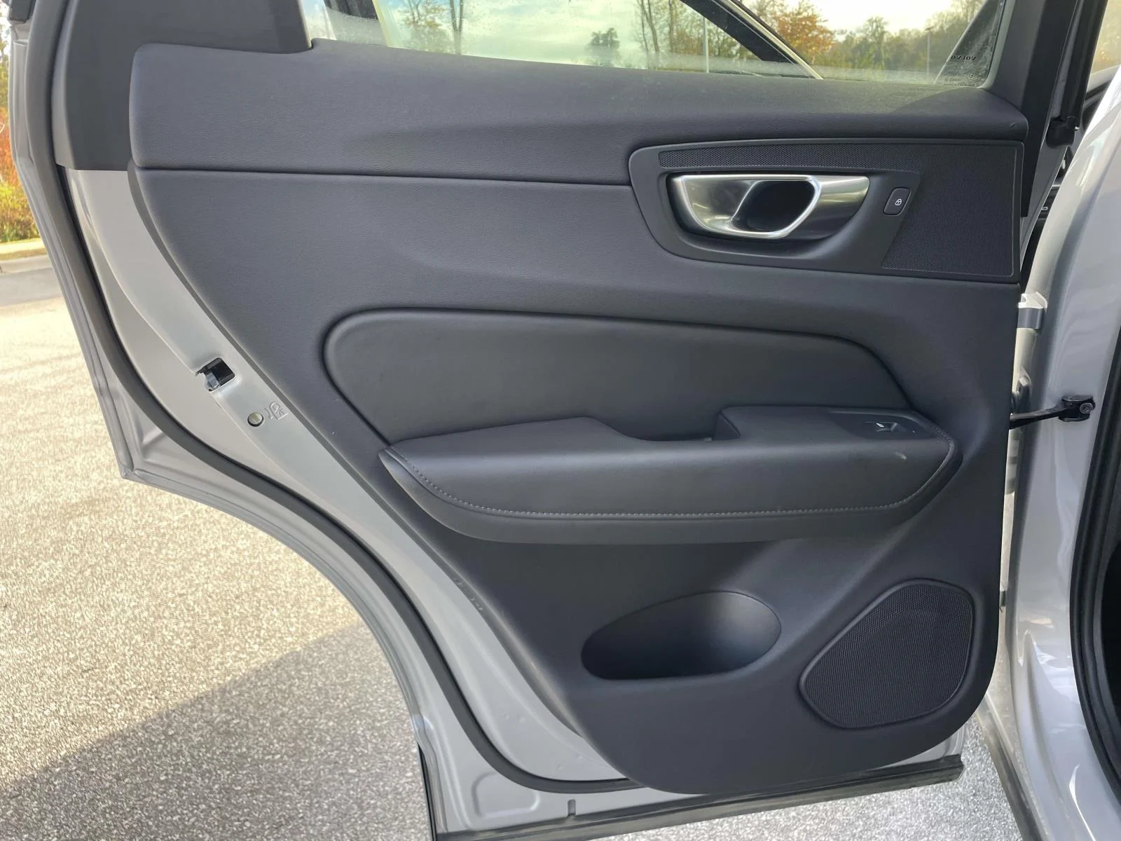 Used 2025 Silver Dawn Metallic Volvo Core image 3