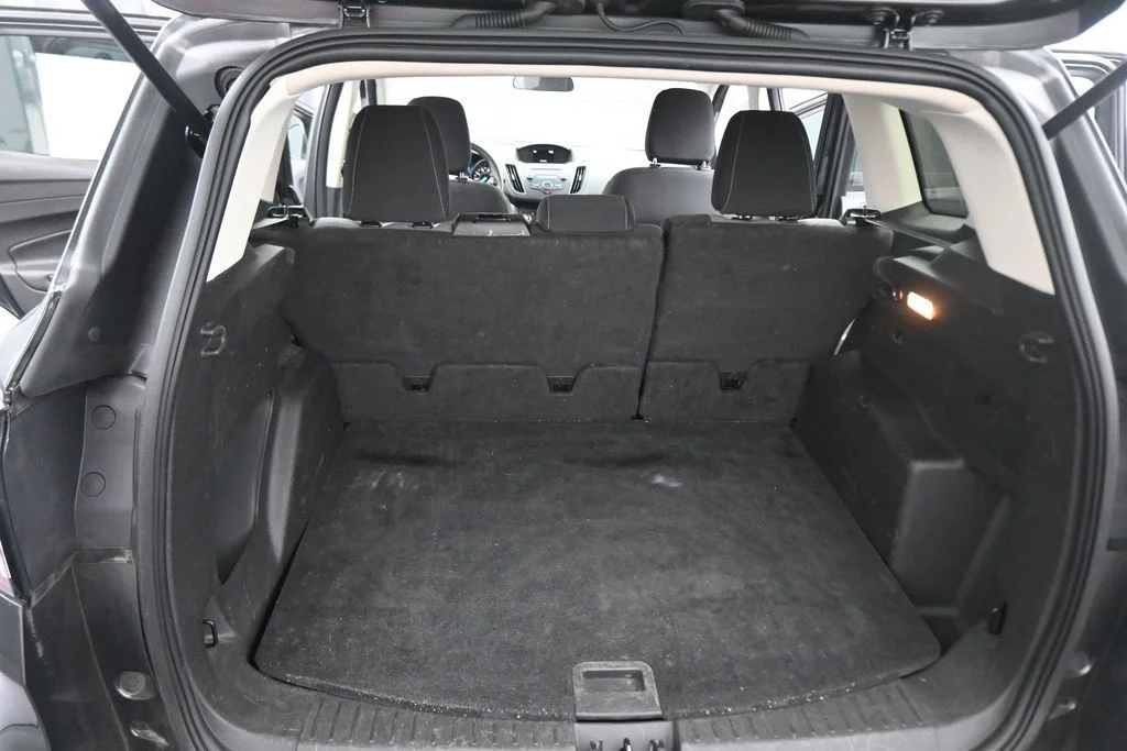 Used 2018 Gray Ford SE image 42