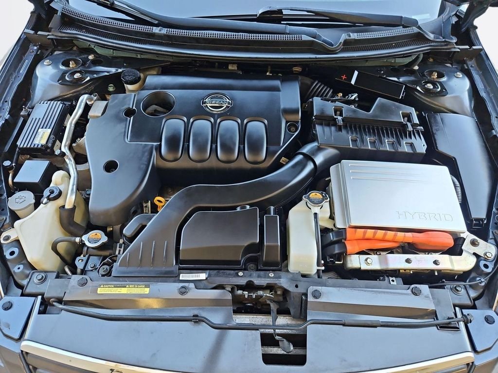 Used 2009 Dark Slate Metallic Nissan Hybrid image 30