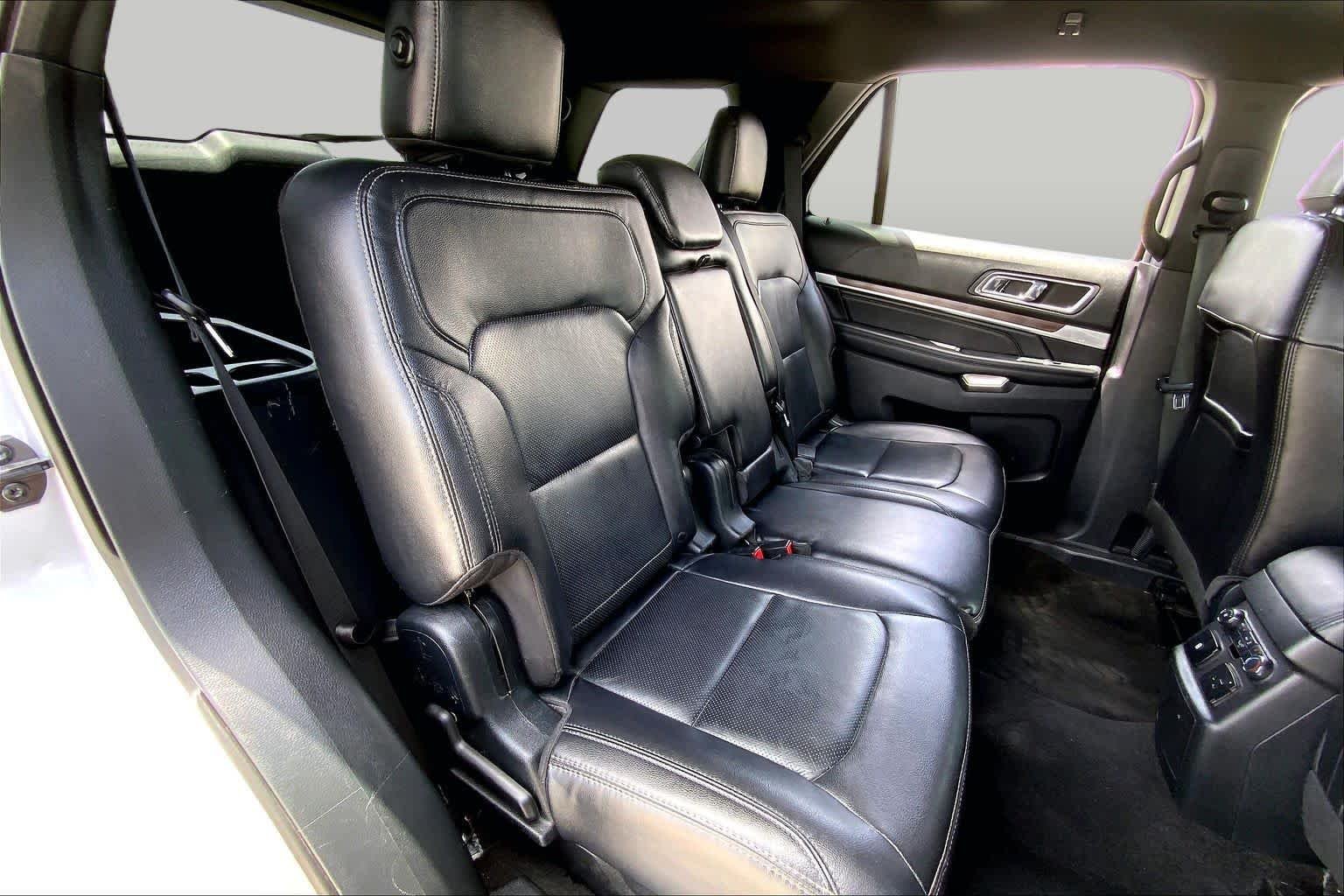 Used 2019 Ingot Silver Ford Limited image 19