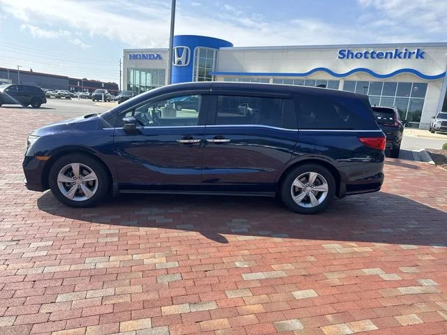 Used 2018 Blue Honda EX image 3