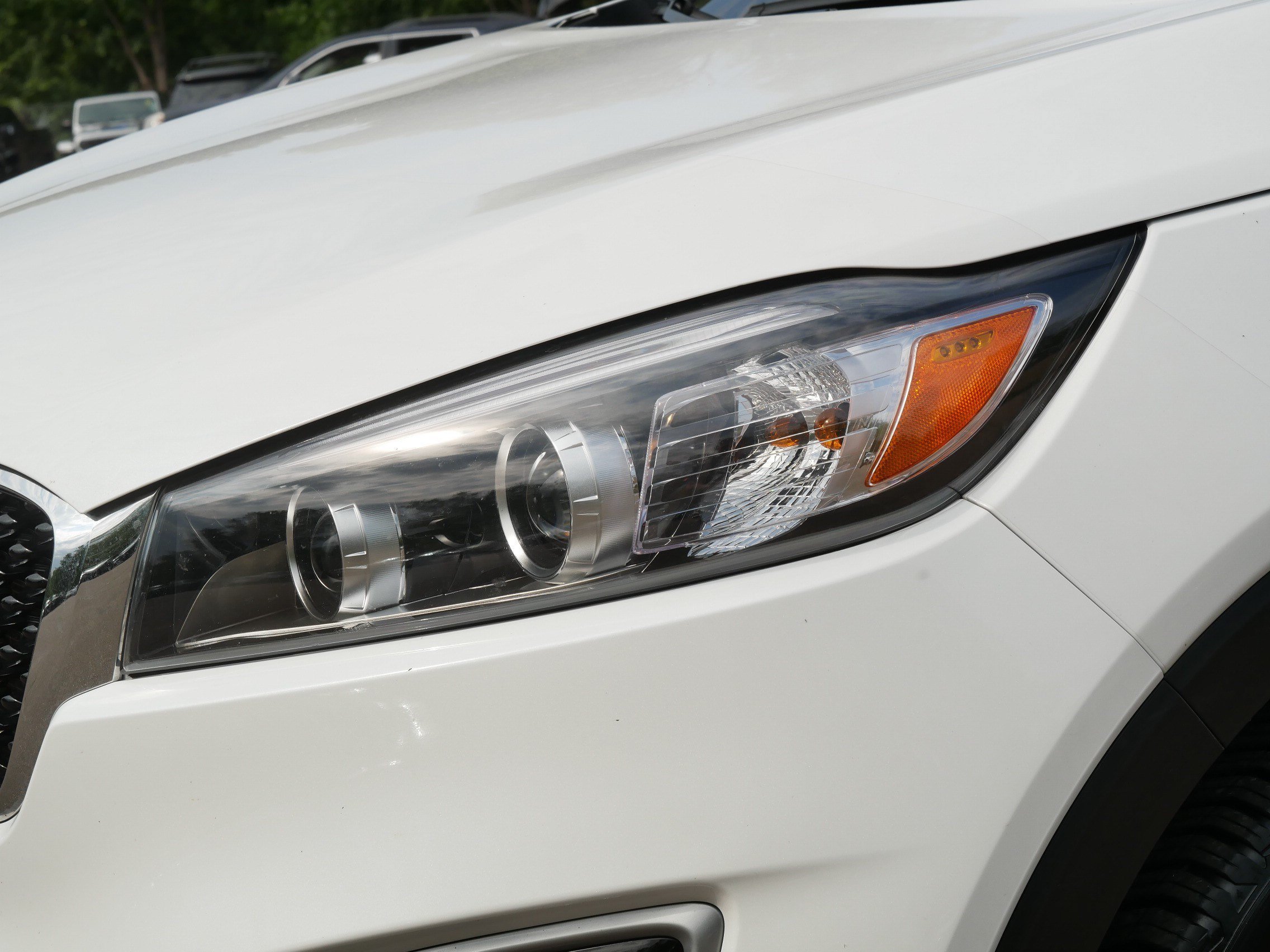 Certified Used 2017 Snow White Pearl Kia EX V6 image 16