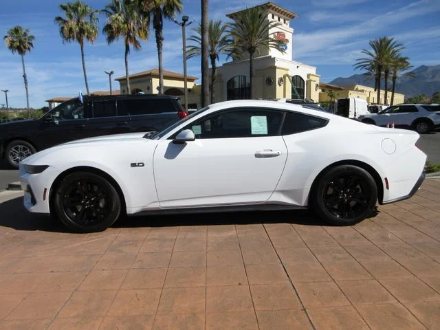 2026 Ford Mustang GT Fastback's photo