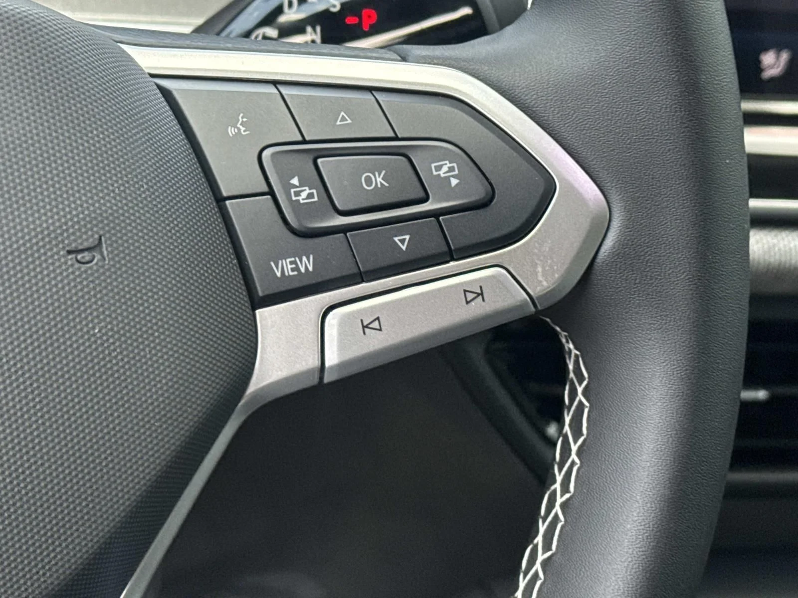 New 2026 Black Volkswagen 2.0T S image 15