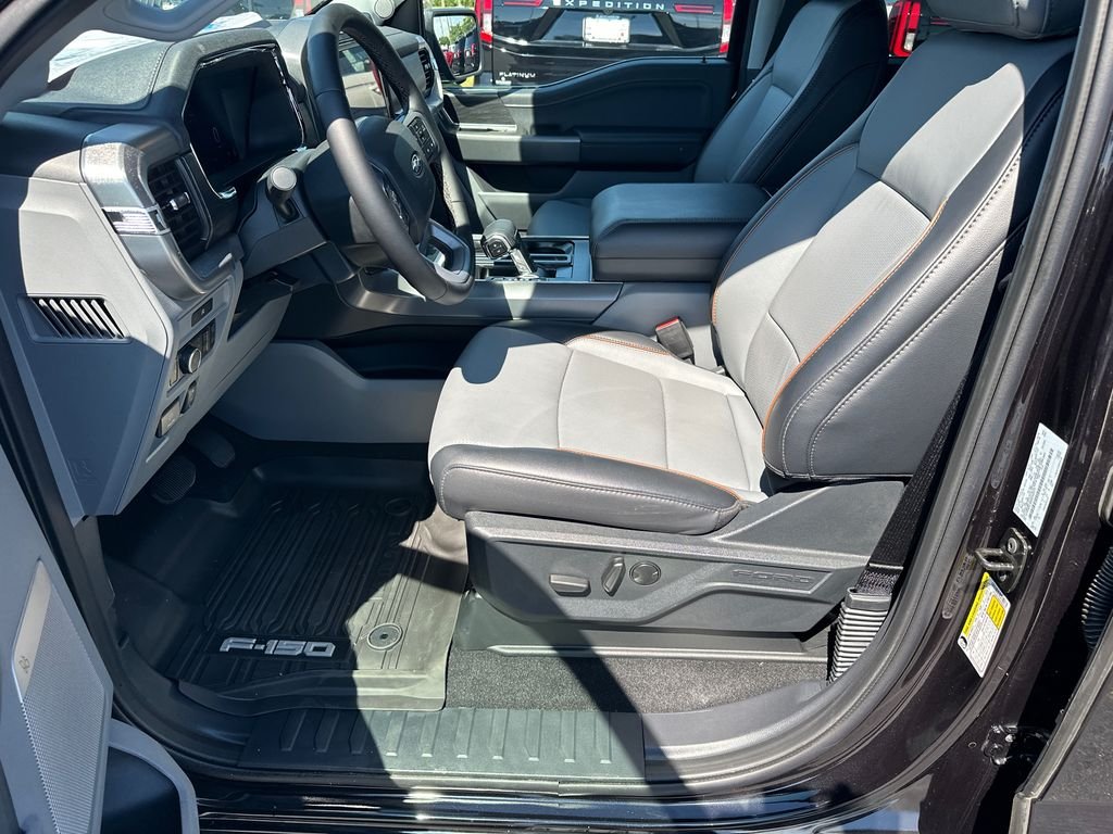 New 2025 Black Ford Lariat image 9