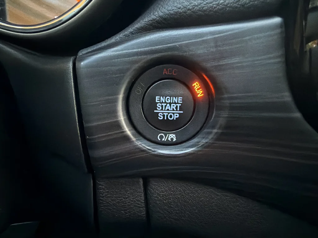 Used 2021 Gray Jeep Laredo X image 13